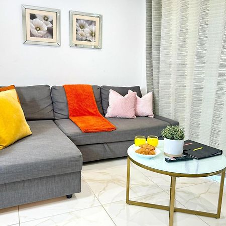 Panorama House, Luxury 2-Bedroom Apartment 2 Кидлингтън Екстериор снимка